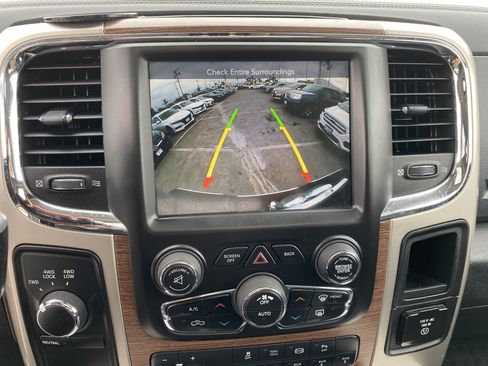 Used 2014 RAM 2500 Laramie w/ Convenience Group AWD/4WD image 15