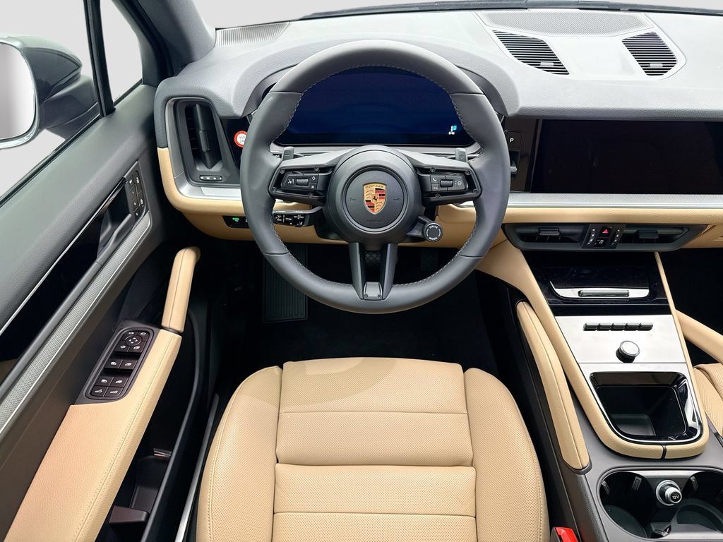 Used 2026 Porsche Cayenne AWD/4WD image 13