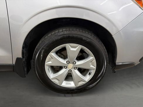 Used 2016 Subaru Forester 2.5i Premium AWD/4WD image 47