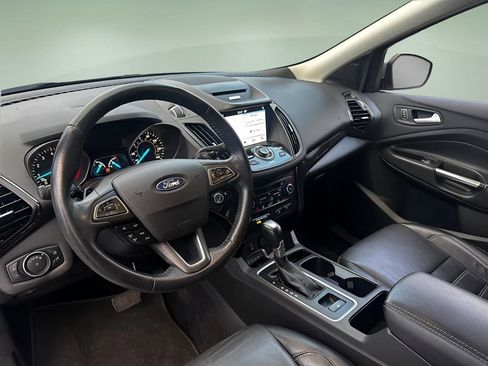 Used 2017 Ford Escape Titanium image 10
