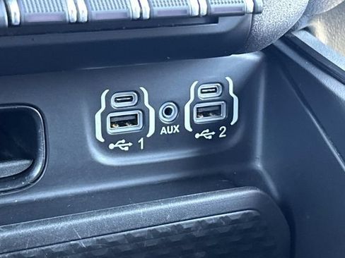 Used 2023 RAM 1500 Big Horn AWD/4WD image 26