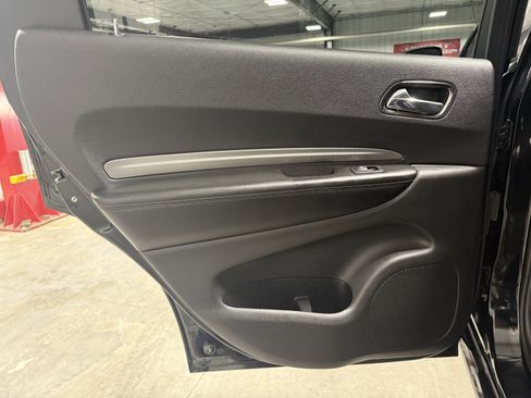 Used 2018 Dodge Durango GT image 22
