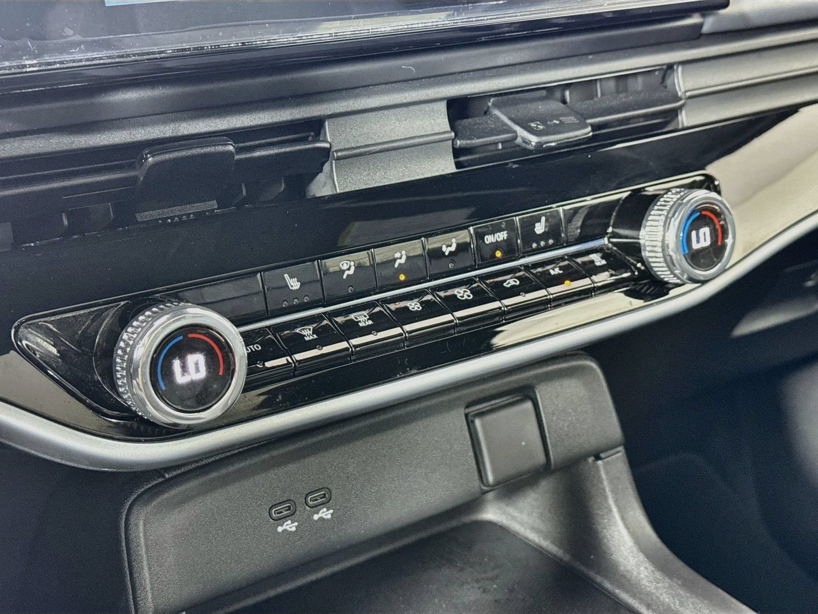 Used 2024 Honda Prologue Touring image 16