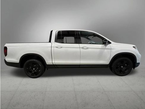 New 2026 Honda Ridgeline Black Edition image 7
