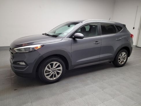 Used 2016 Hyundai Tucson SE w/ Option Group 02 image 2