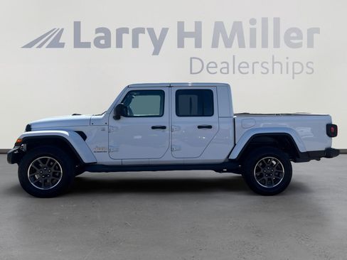 Used 2020 Jeep Gladiator Overland AWD/4WD image 2