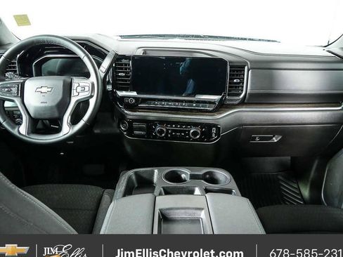 Certified 2025 Chevrolet Silverado 1500 LT AWD/4WD image 17