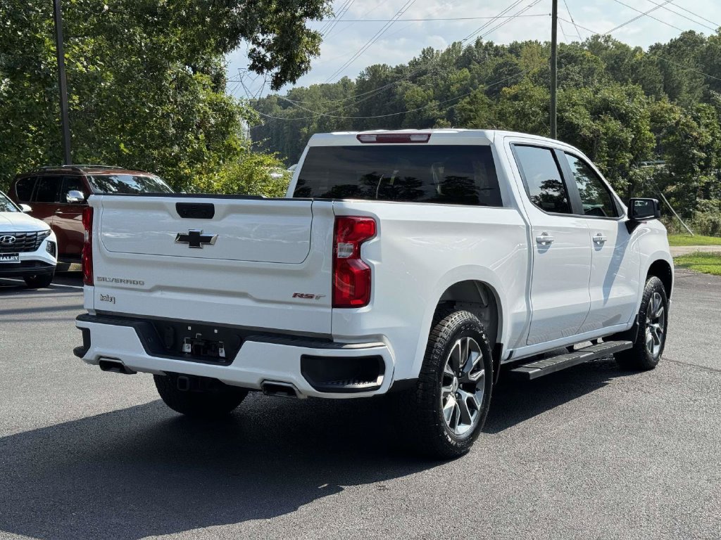 Used 2025 Chevrolet Silverado 1500 RST w/ Z71 Off-Road Package AWD/4WD image 22