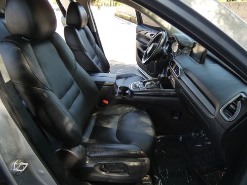 Used 2019 MAZDA CX-9 Touring image 27