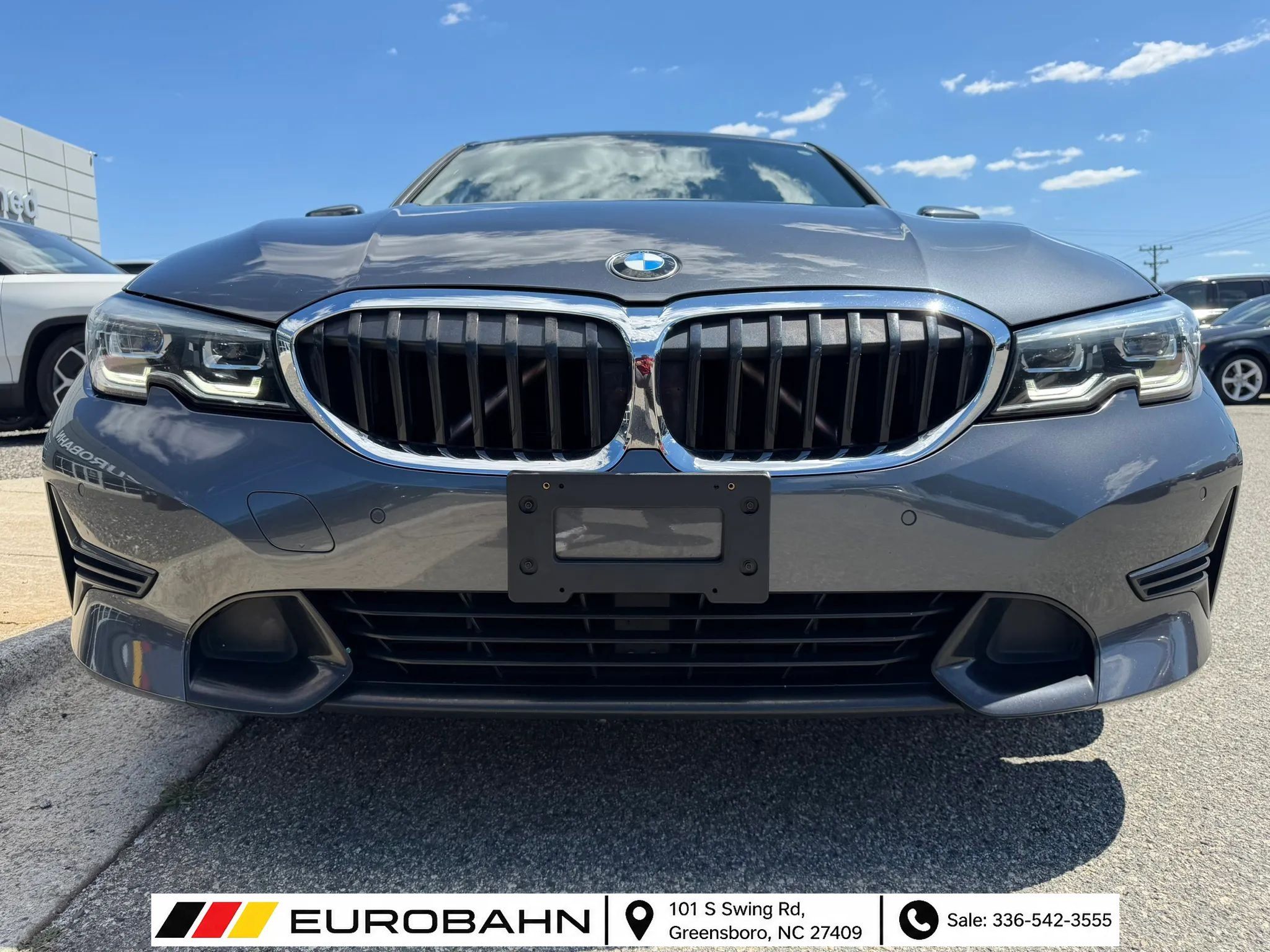 Used 2019 BMW 330i xDrive Sedan w/ Convenience Package AWD/4WD image 8