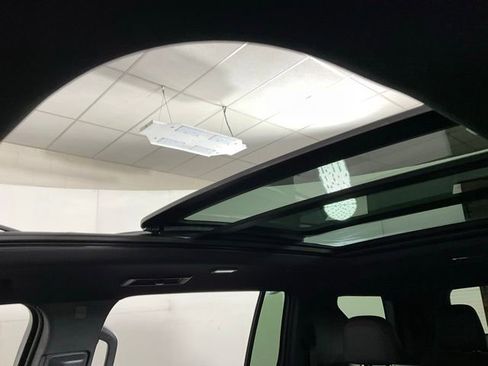 Used 2024 Chevrolet Traverse RS w/ LPO, Floor Liner Package image 20