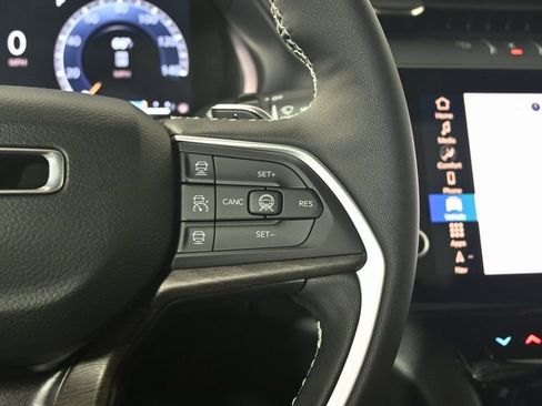 New 2026 Jeep Grand Cherokee L Limited AWD/4WD image 36