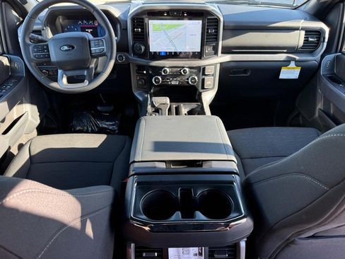 New 2025 Ford F150 XLT image 9