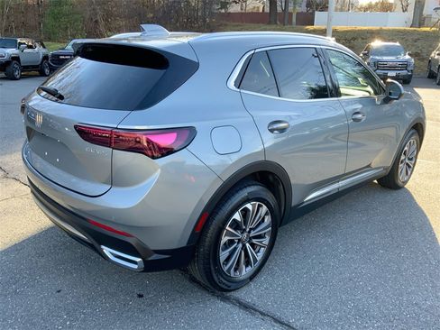 Used 2025 Buick Envision Preferred image 38