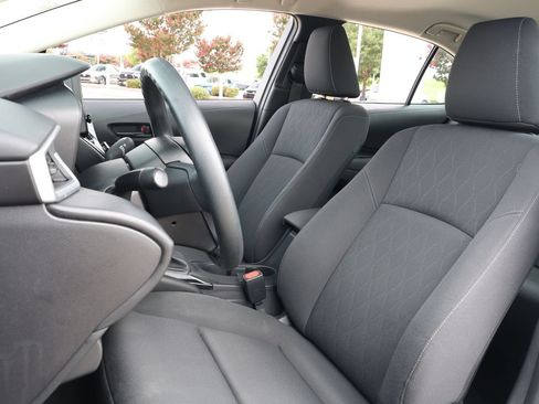 Used 2024 Toyota Corolla LE FWD image 24