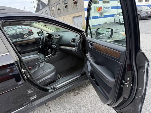 Used 2016 Subaru Outback 2.5i Limited AWD/4WD image 12