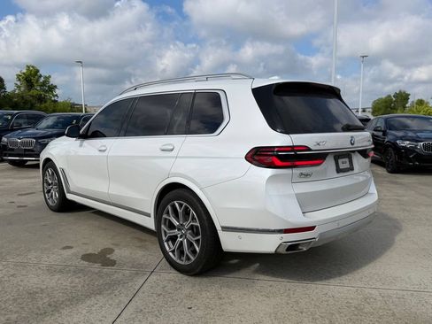 Used 2023 BMW X7 xDrive40i w/ Premium Package AWD/4WD image 5
