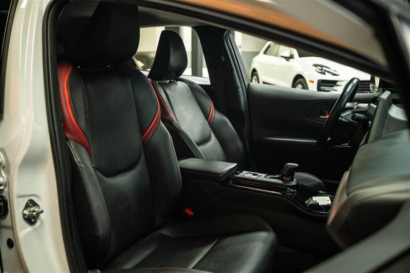 Used 2024 Toyota Prius Prime FWD image 13