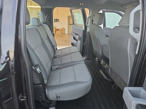 Used 2022 Ford F150 XL w/ Equipment Group 101A High RWD image 13