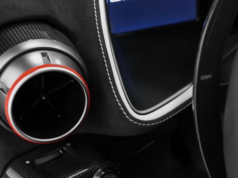 Certified 2022 Ferrari 812 Competizione image 62