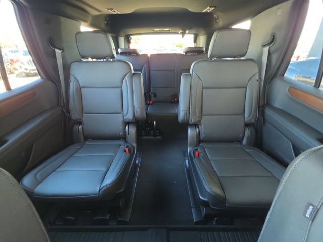 New 2026 GMC Yukon Denali w/ Sun & Power Step Package AWD/4WD image 28