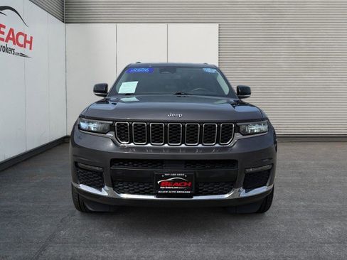 Used 2021 Jeep Grand Cherokee L Limited w/ Trailer Tow Group (B) AWD/4WD image 3