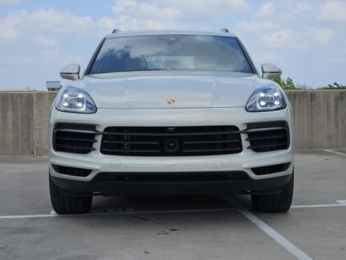 Certified 2023 Porsche Cayenne AWD/4WD image 11