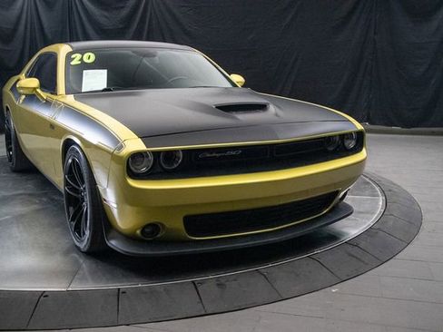 Used 2020 Dodge Challenger R/T Scat Pack w/ Dynamics Package RWD image 4