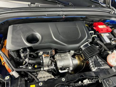 Used 2024 Alfa Romeo Tonale Veloce image 34