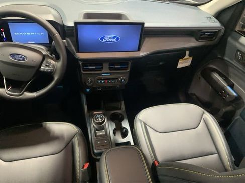 New 2026 Ford Maverick Lobo image 12