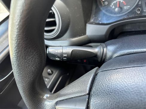 Used 2020 Toyota Tacoma SR RWD image 17