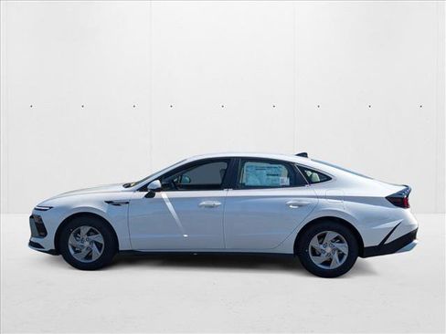 New 2025 Hyundai Sonata SE image 5