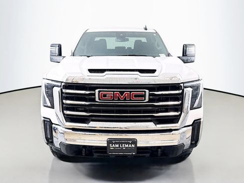 Used 2024 GMC Sierra 3500 SLE w/ SLE Convenience Package AWD/4WD image 2