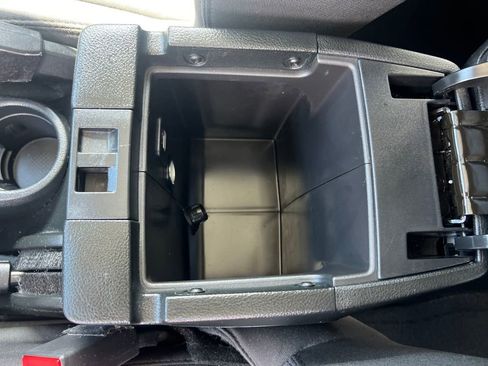 Used 2018 Jeep Wrangler Unlimited Sport S image 24