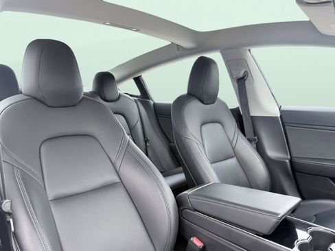 Used 2018 Tesla Model 3 Mid Range image 47