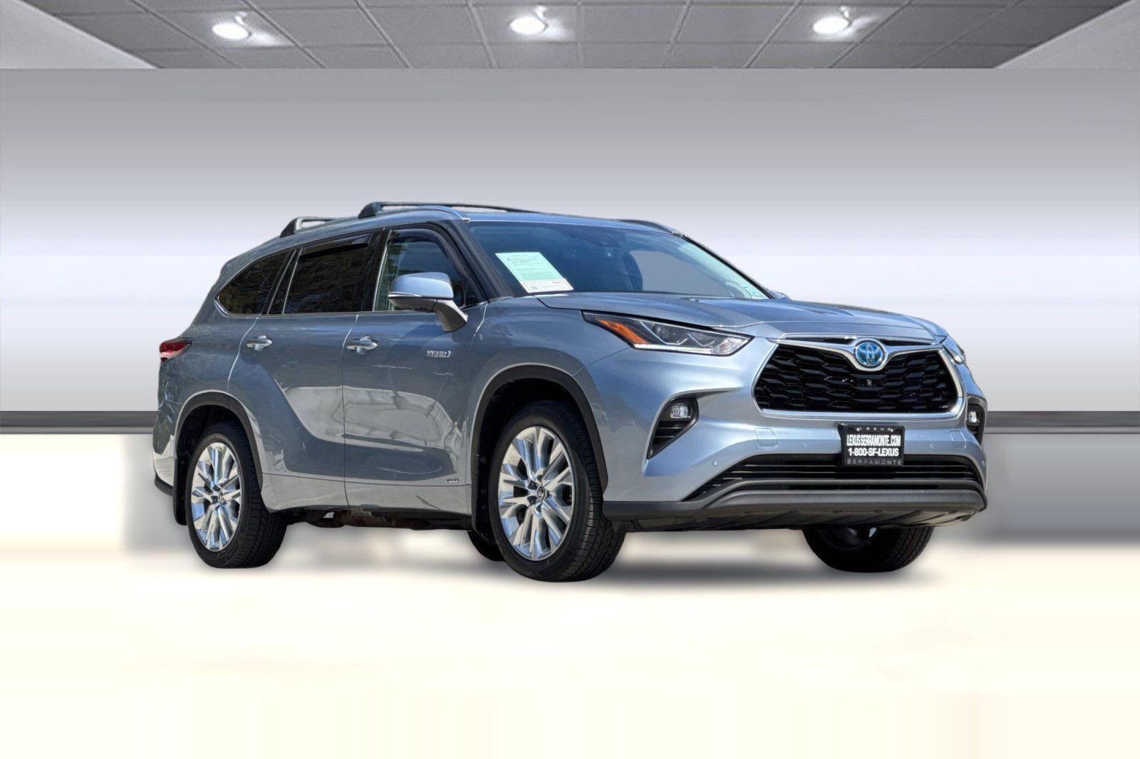 Used 2021 Toyota Highlander Limited AWD/4WD image 6