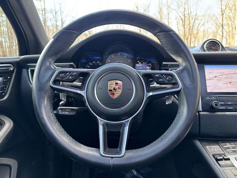 Used 2017 Porsche Macan S AWD/4WD image 38