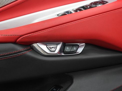 Used 2021 Chevrolet Corvette Stingray Preferred Conv w/ Z51 Performance Package RWD image 25