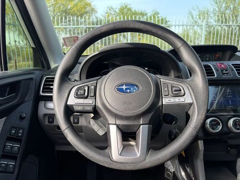 Used 2018 Subaru Forester 2.5i Premium image 6