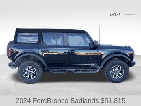 Used 2024 Ford Bronco Badlands image 9