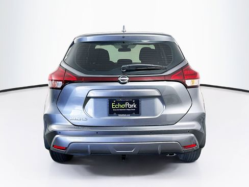 Used 2024 Nissan Kicks S FWD image 7