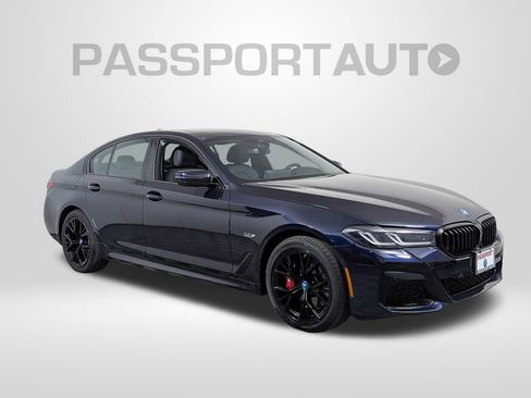 Certified 2023 BMW 530e xDrive w/ Premium Package AWD/4WD image 11