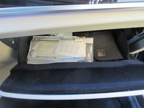 Used 2019 BMW 530i xDrive image 26