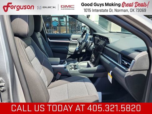 New 2027 GMC Terrain Elevation w/ Black Edition FWD image 37