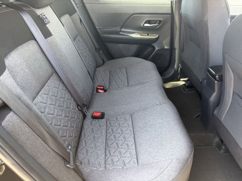 Used 2025 Nissan Kicks SV image 14