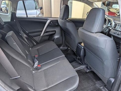 Used 2017 Toyota RAV4 LE image 26