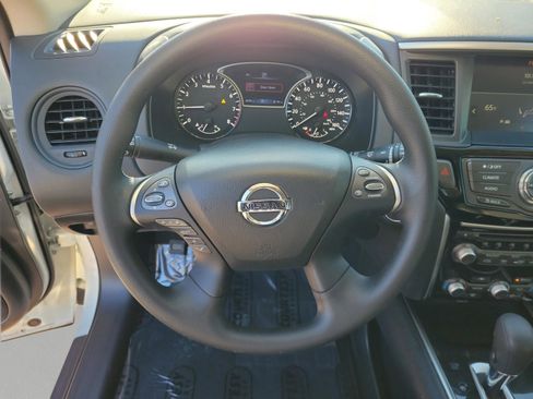 Certified 2020 Nissan Pathfinder S image 26