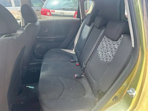 Used 2010 Kia Soul + w/ Audio Pkg image 18