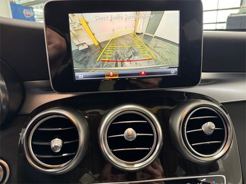 Used 2017 Mercedes-Benz GLC 300 4MATIC image 15