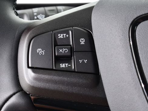 Used 2025 Ford Mustang Mach-E Premium AWD/4WD image 32
